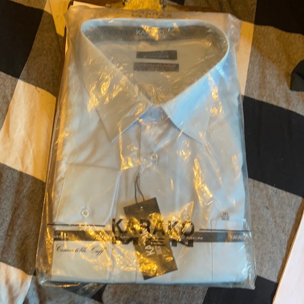 Karako dress shirt. 18H 34/35